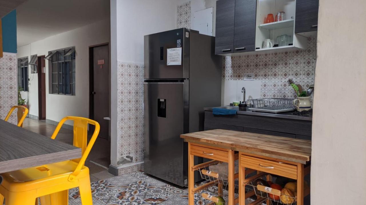 Casa Tuvia Parque Hostel Medellín Kültér fotó