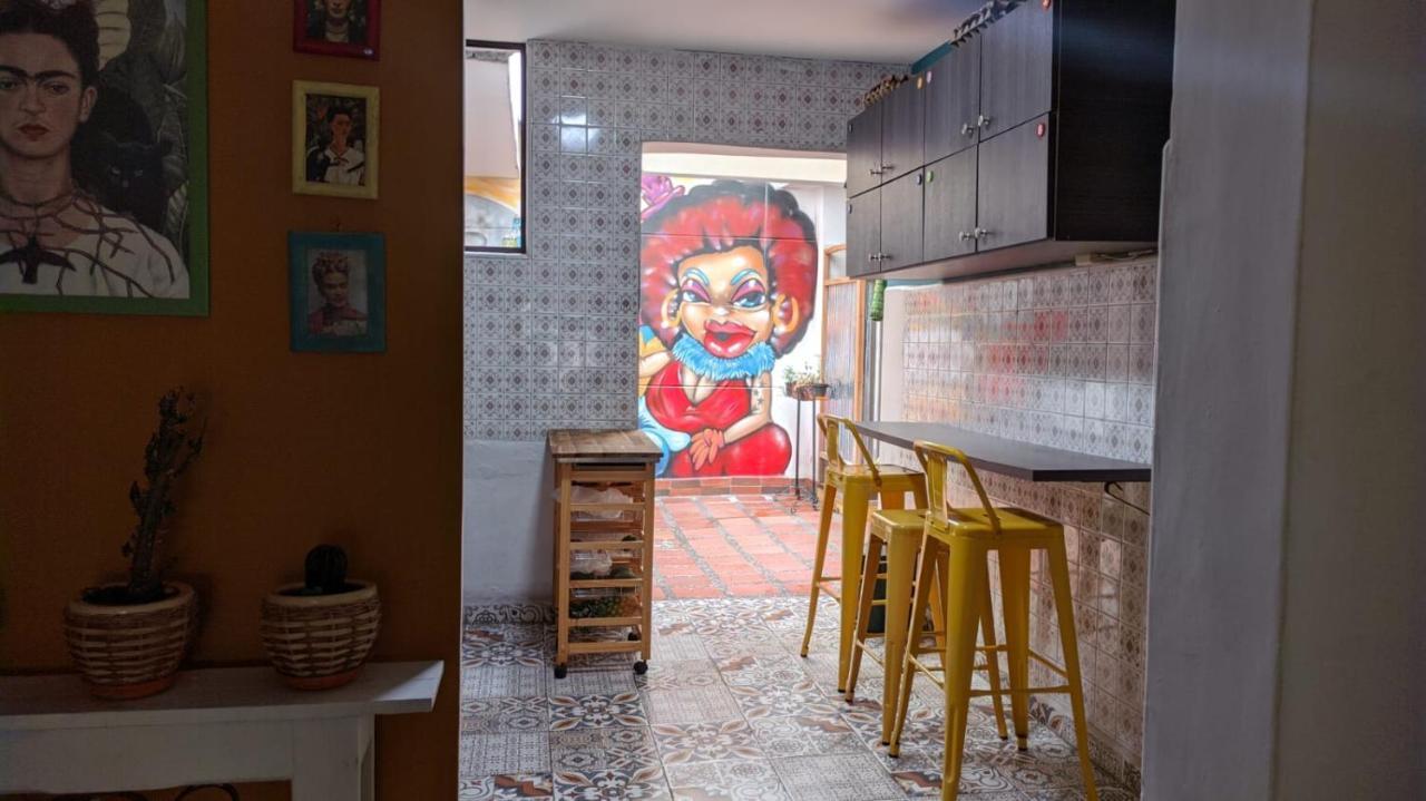 Casa Tuvia Parque Hostel Medellín Kültér fotó